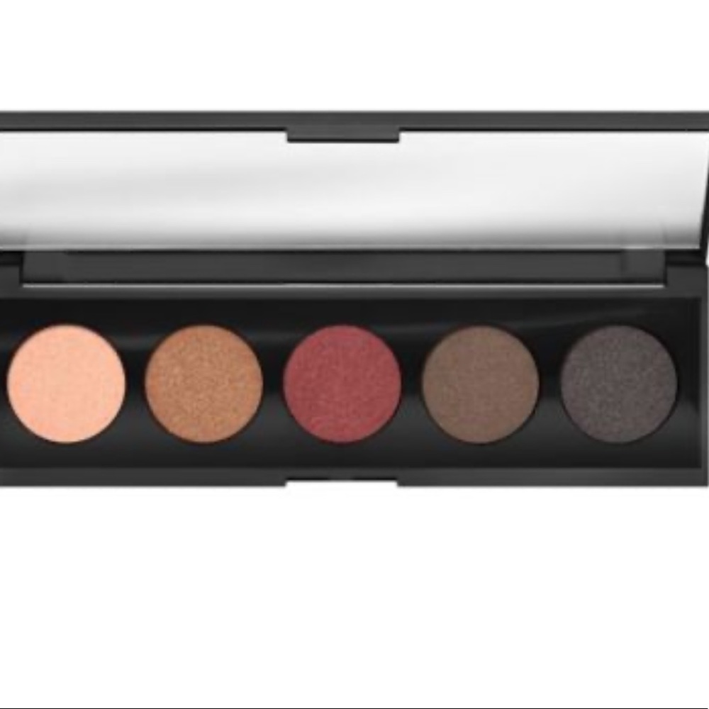 BareMinerals “Bounce & Blur” eye palette